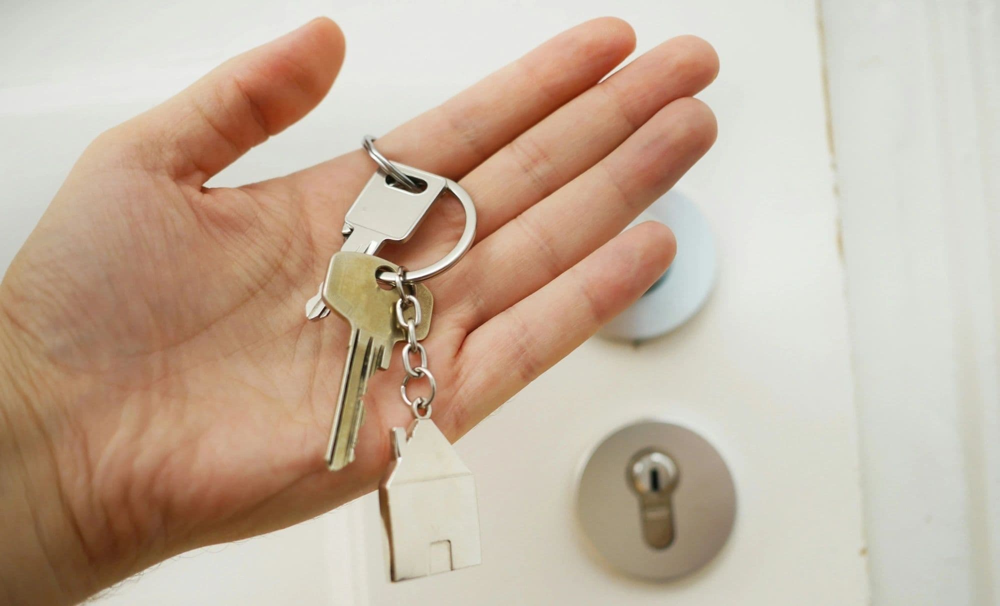 Checklist: What to Do After You Exchange Contracts